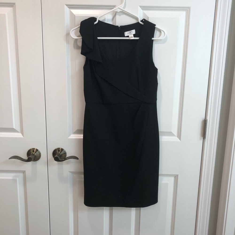 Black Ann Taylor Loft dress - size XS